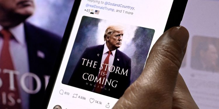 Truth Social’ın hisseleri ilk saatlerde %50 arttı