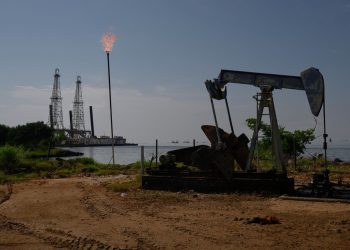 Petroleos de Venezuela SA (PDVSA) tarafından işletilen bir petrol kuyusu. Gaby Oraa / Bloomberg