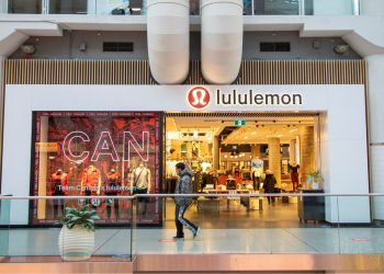 Lululemon mağazası
