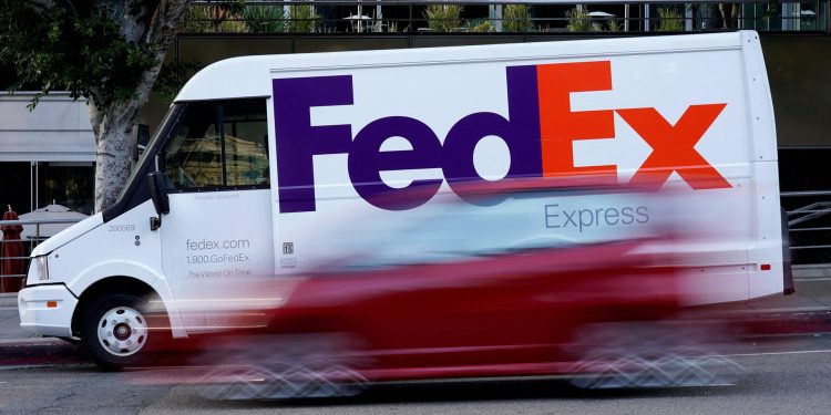 Reuters / Mike Blake