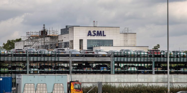 Çin-ABD gerilimi yarı iletken hisseleri üzerinde baskı yarattı