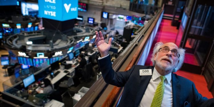 Peter Tuchman, NYSE ticaret katının en tanışmış simalarından.