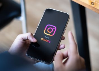 Instagram 210 saat sonra erişime açılıyor