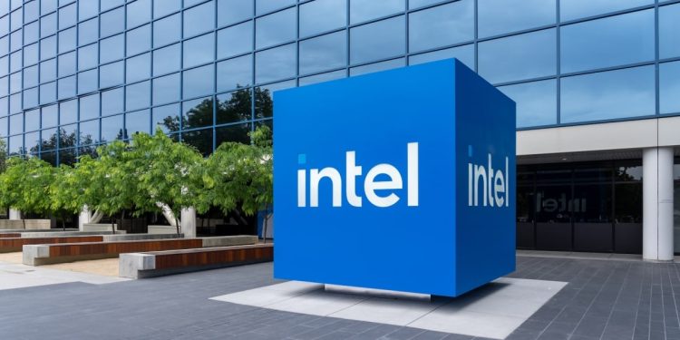 Intel, Dow Jones endeksinden çıkarılabilir